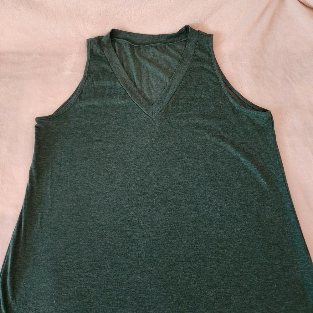NWOT Green Tank